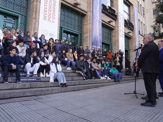 En la previa de la Marcha Federal Universitaria, dan clases públicas abiertas en las facultades de la UBA