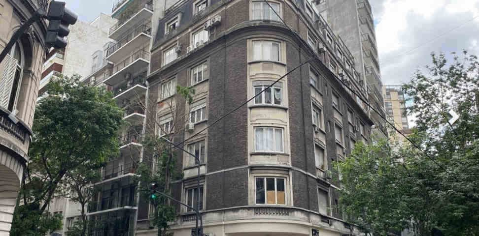 Uruguay 1306, piso 5° unidad 7: la historia corrupta del departamento de los Kirchner