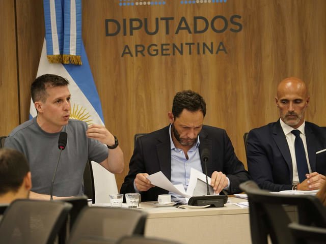 Para la Comisión $Libra, hubo una “colaboración imprescindible” de Milei en la estafa y sugiere al Congreso investigarlo por “mal desempeño”