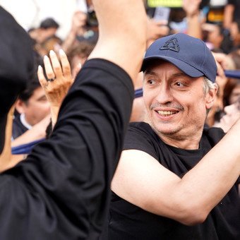 Con un proyecto a favor de Cristina Kirchner, Máximo Kirchner lleva al Congreso el tironeo por el fallo de YPF