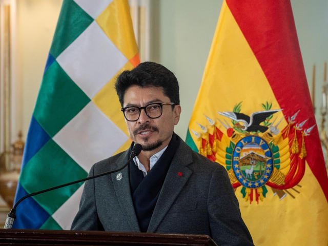 “Los que están intentando que escale el conflicto son quienes quieren romper el orden democrático”, dijo el canciller de Bolivia sobre la crisis en La Paz