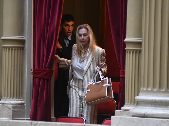 “Conmigo no tienen nada que arreglar, están en manos de la Justicia”, la dura respuesta de Karina Milei al abogado de Chiqui Tapia por la causa AFA