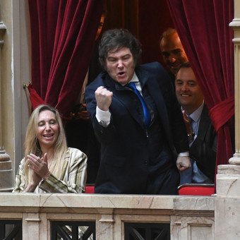 Madrugada de escándalo y la decisión de Javier Milei que podría poner en jaque los planes de Axel Kicillof