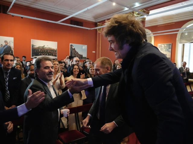 Milei recibió en Casa Rosada a cien diputados y senadores de LLA y del PRO para hablar de las reformas que impulsa