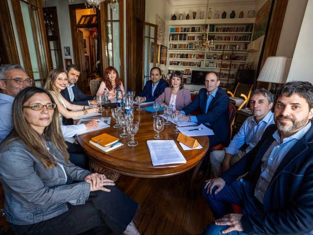 El Tribunal evalúa restringir las visitas que recibe Cristina Kirchner en San José 1111