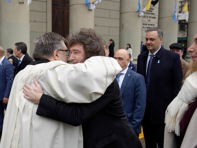 Frente a Milei, la Iglesia advirtió por un “desmembramiento social” y reclamó “diálogo” a la clase dirigente