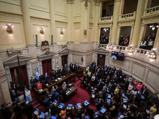 Tras los rumores y las declaraciones de funcionarios la oposición advierte que es el Congreso el que autoriza la salida de tropas