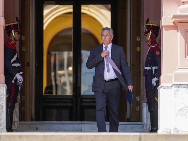 El canciller Pablo Quirno se burló de las remodelaciones que Boca anunció para la Bombonera