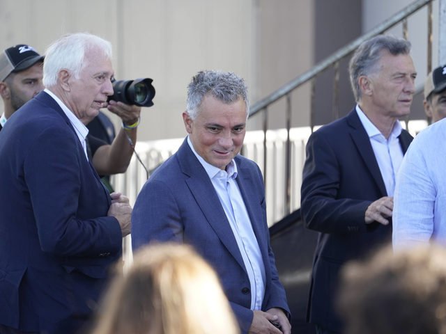 Se calienta la interna en el Gobierno: Karina Milei impulsa a Sebastián Pareja para la Bicameral de Inteligencia