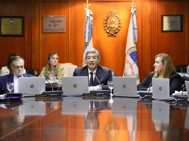 Con una visita sorpresiva de Rosatti, el Consejo de la Magistratura comenzó a debatir la nueva selección de jueces