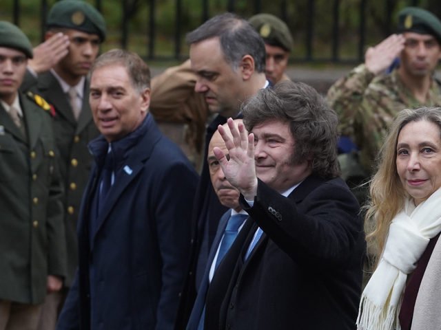 Una emboscada demoledora y la decisión a solas de los hermanos Milei que sacudió al Gobierno