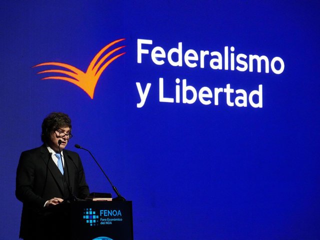 Javier Milei dijo que hay una “carnicería mediática” contra su Gobierno y volvió a cuestionar a políticos y “empresaurios”