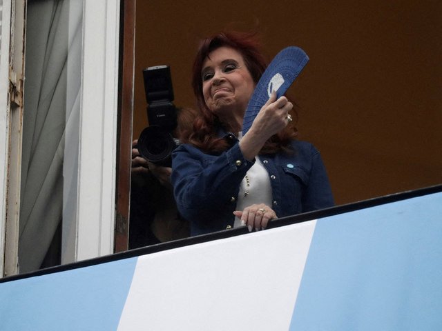 Cristina Kirchner se sumó a las críticas contra la boleta única y llamó a votar al peronismo: “Es Milei y el ajuste permanente o Argentina, nuestra casa común”