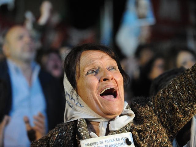 Murió Taty Almeida, presidenta de Madres de Plaza de Mayo Línea Fundadora
