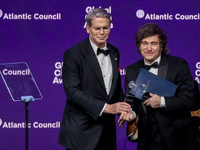 Un clásico argentino: Dios aprieta pero no ahorca y las anteojeras del kirchnerismo