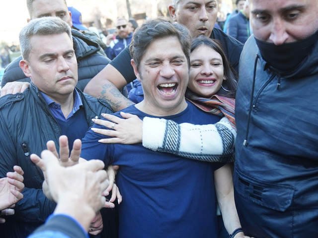 Nueva encuesta: Axel Kicillof le gana un duelo clave a Cristina Kirchner por el 8%