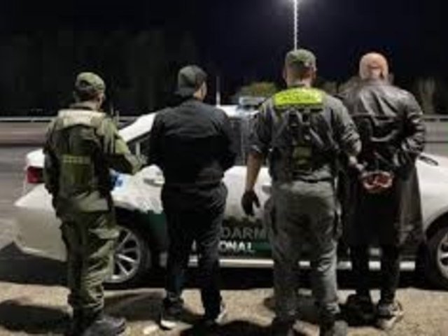 Condenan a un ex asesor del bloque de diputados del PJ a 8 años de prisión por tráfico de drogas