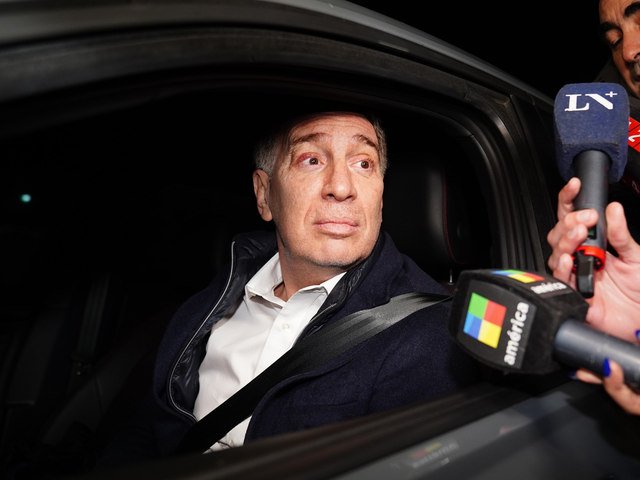 Diego Santilli pidió una transición “ordenada y responsable” y dijo que Manuel Adorni estaba “anímicamente destruido”