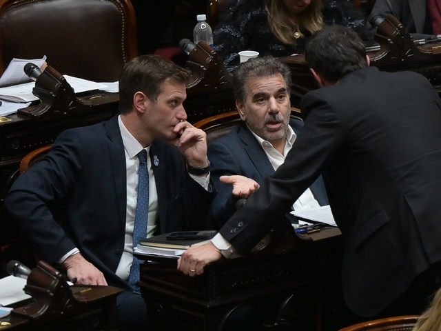 Si el Gobierno no echa a Adorni antes de la sesión del 23 en Diputados, el PRO avalará que sea interpelado
