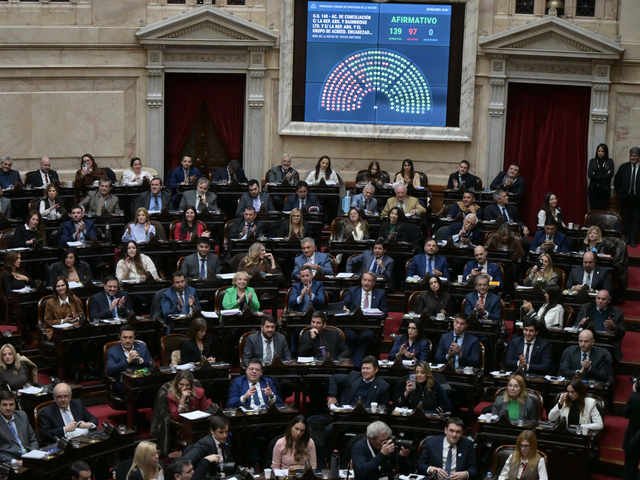En medio de las tensiones por Adorni, el Gobierno consiguió que Diputados apruebe el pago de US$ 171 millones a los fondos buitre