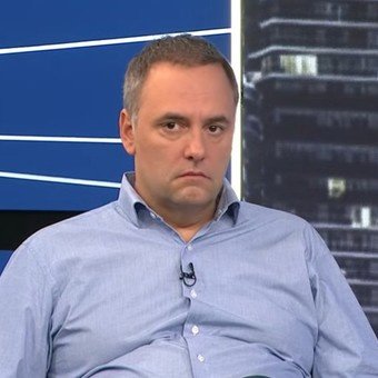 "Fue una pésima decisión": Manuel Adorni pidió disculpas por el viaje de su esposa y dijo que el video viajando a Punta del Este salió de "puertas adentro" del Gobierno