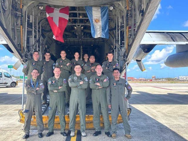 Milei presentará los aviones de guerra F16 en Córdoba, pero por ahora sólo los volarán pilotos extranjeros