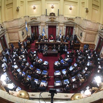 Por presión de los aliados y para evitar que se caiga la ley de propiedad privada, el Gobierno  aceptó bajar el capítulo más cuestionado
