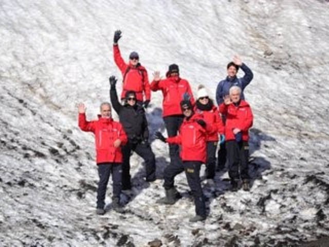 Chile avanza en la Antártida, deja a la Argentina afuera de una expedición y ejercita con el Reino Unido