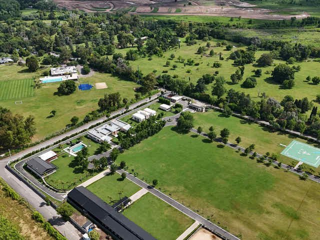 Giro en una causa de corrupción en la AFA: cambian al juez que investiga la mansión vinculada a Toviggino