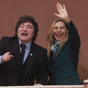 Javier Milei largó la carrera por la reelección: las encuestas le dan ventaja para la primera vuelta y el balotaje