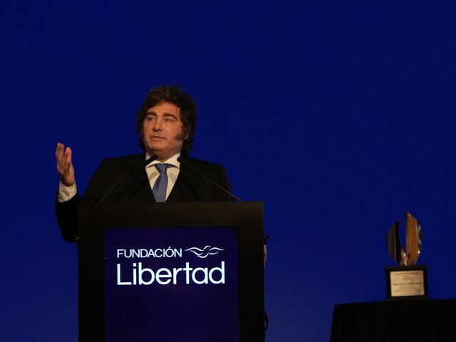 Milei defendió el rumbo económico y aseguró: “Tarde o temprano la inflación va a ceder”
