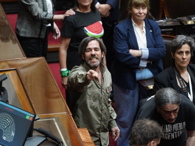 El Congreso en pie de guerra, Mauricio candidato y nueva interna en el PJ