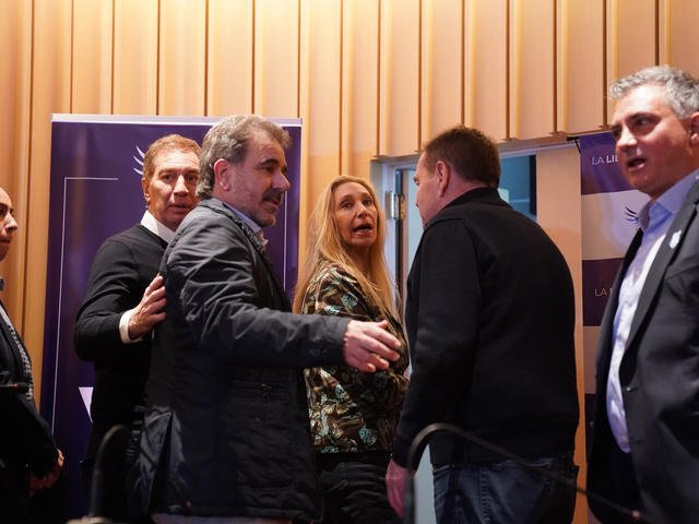 Por los escándalos, el macrismo se despega de Milei antes de la elección