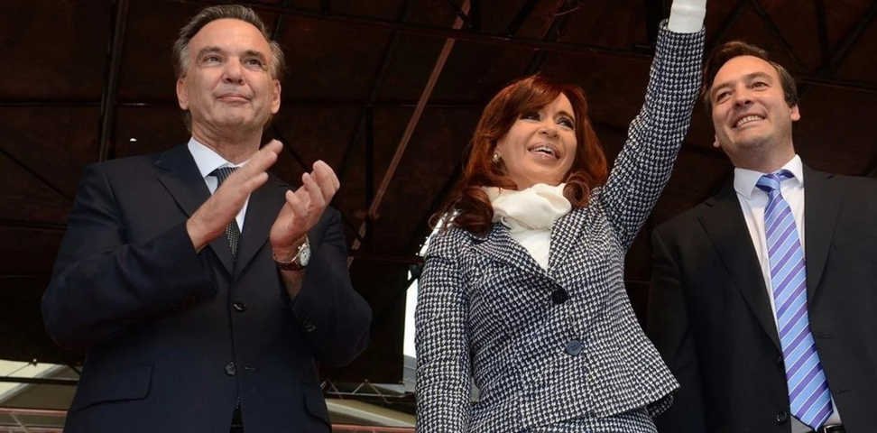 Ante el avance del Gobierno en el Congreso, la oposición dura apunta a armar un nuevo frente anti Milei