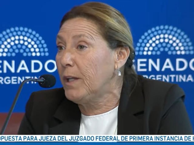El Gobierno nombró jueza a la esposa del magistrado del caso $Libra
