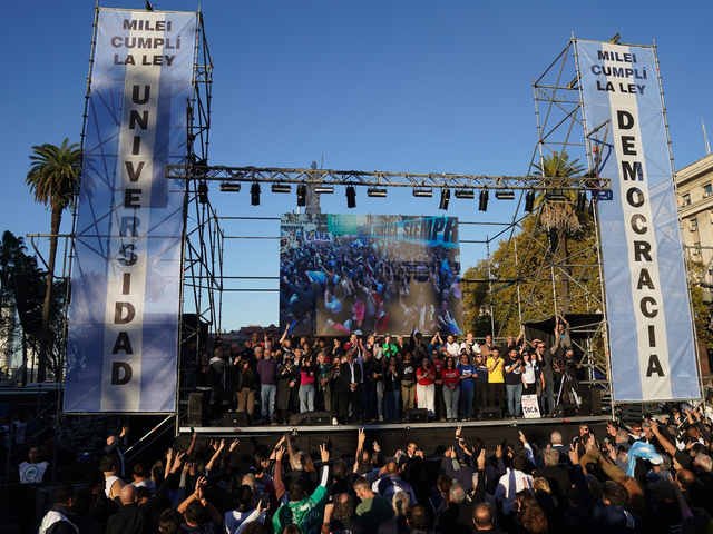 El Gobierno confirmó un acuerdo con las universidades: aumento salarial y transferencia de fondos