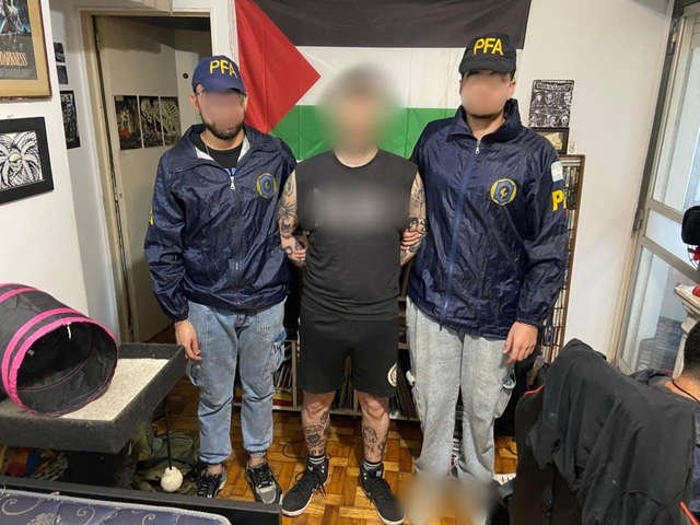 Detuvieron a un hombre por amenazas contra Patricia Bullrich: es militante del grupo Antifa