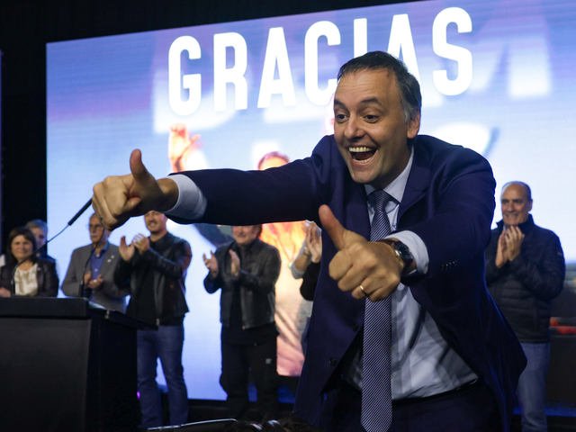 Adorni, la estrella fugaz libertaria que termina sin poder, aislado y complicado en la Justicia
