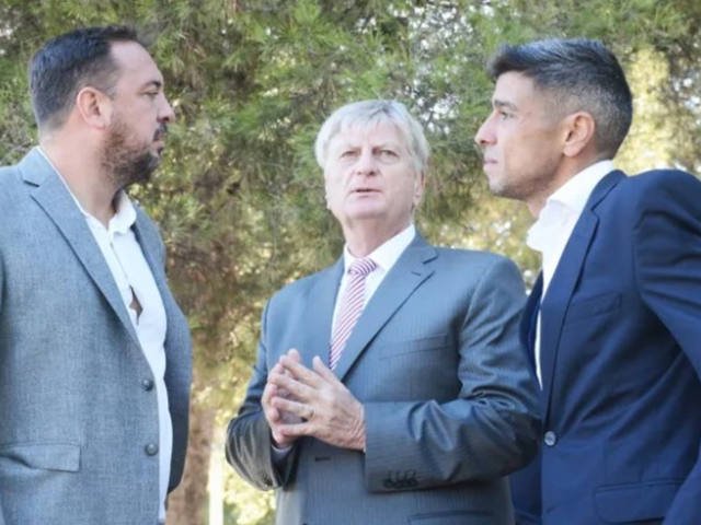 Se quiebra el peronismo en La Pampa: un intendente pide a la Justicia autorizar un nuevo partido