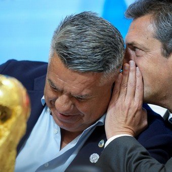 Cómo funcionaba la "bicicleta financiera" de la AFA con los aportes jubilatorios retenidos gracias a un decreto de Sergio Massa