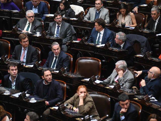 Las bancadas árbitro del nuevo Congreso: a quiénes deberá recurrir Milei para aprobar sus leyes