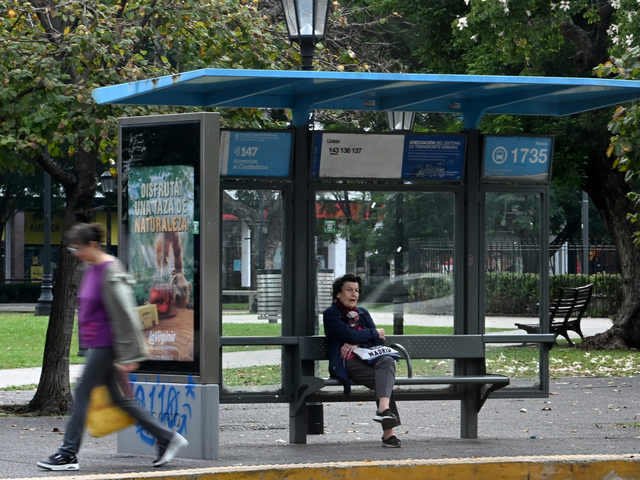 La UTA amenaza con un paro de colectivos para el miércoles en el interior del país