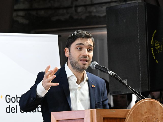 Ignacio Torres: “Estamos cansados de elegir entre los que abandonan la obra pública y los que se la afanaron”