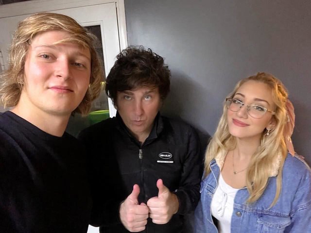 Malas noticias para la influencer de Milei que chocó en Mar de Ajó: la inhabilitaron en provincia de Buenos Aires