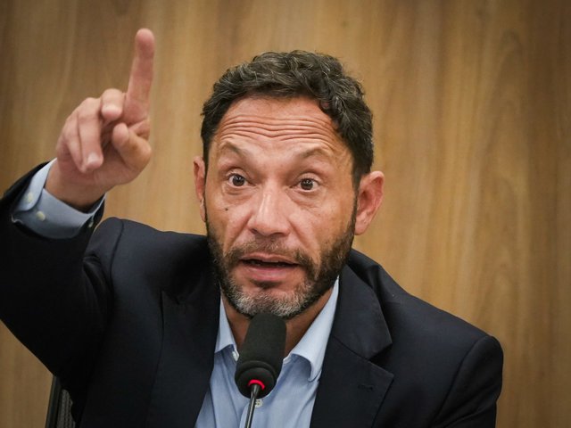 Maxi Ferraro cuestionó que el escándalo de Adorni haya empantanado la agenda del Congreso: “El efecto cascada de sus mentiras”