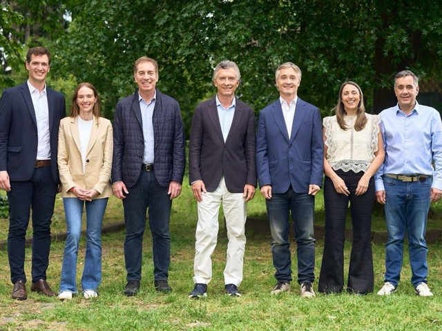 Con una foto, Mauricio Macri apoyó a los candidatos del PRO y llamó a votar a la alianza con LLA
