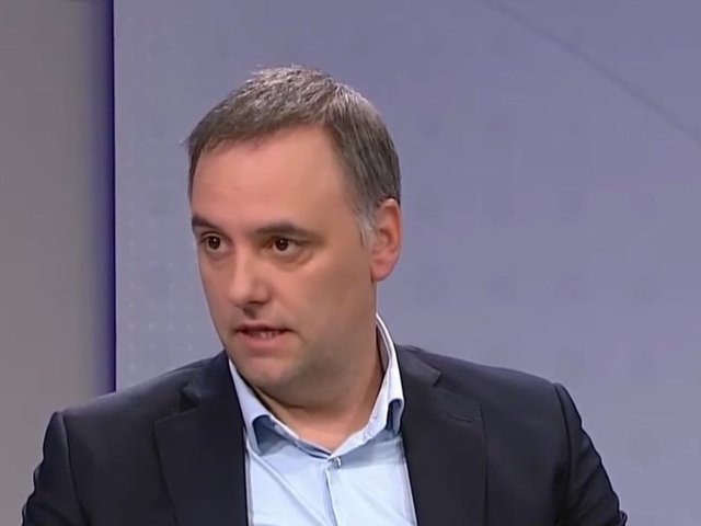 A la Justicia no le convencen las explicaciones mediáticas de Adorni y sostienen que hay números “que no cierran”
