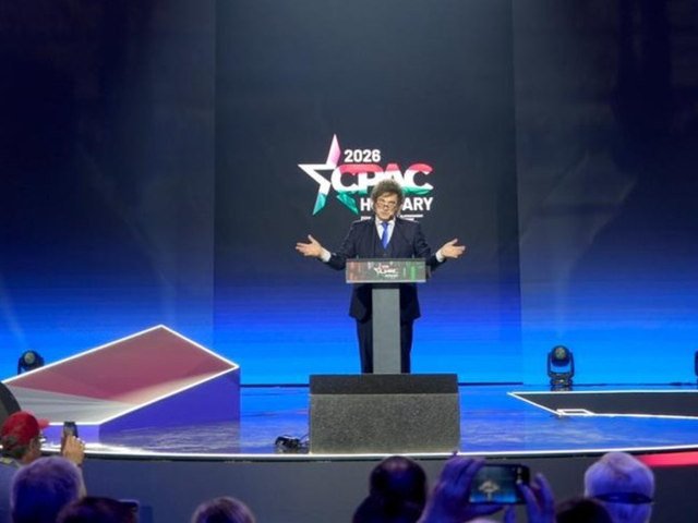 “Podemos garantizar la energía de Europa”, otra chicana a Pedro Sánchez y una nueva meta de inflación: las frases más fuertes de Milei en Hungría