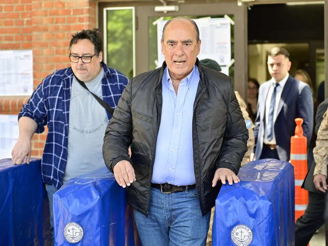 Tras la victoria electoral el Gobierno también dilata la convocatoria a gobernadores: “Hay tiempo hasta diciembre”