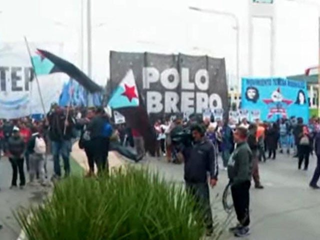 Las organizaciones sociales lanzan un nuevo plan de lucha con piquetes y protestas contra el Gobierno: cuándo serán